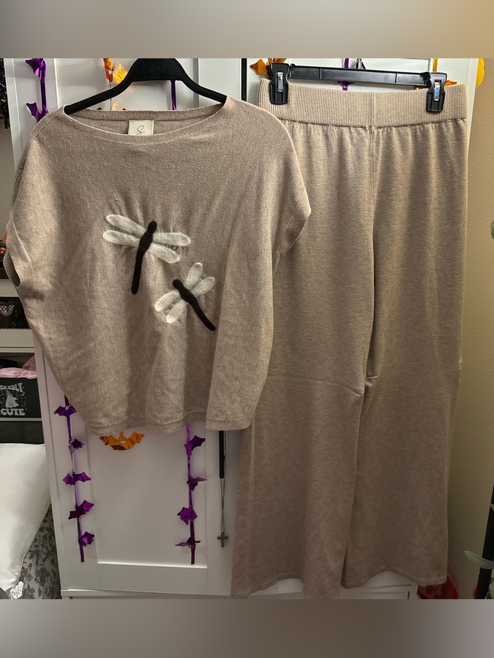 Sioni Beige Dragonfly Set